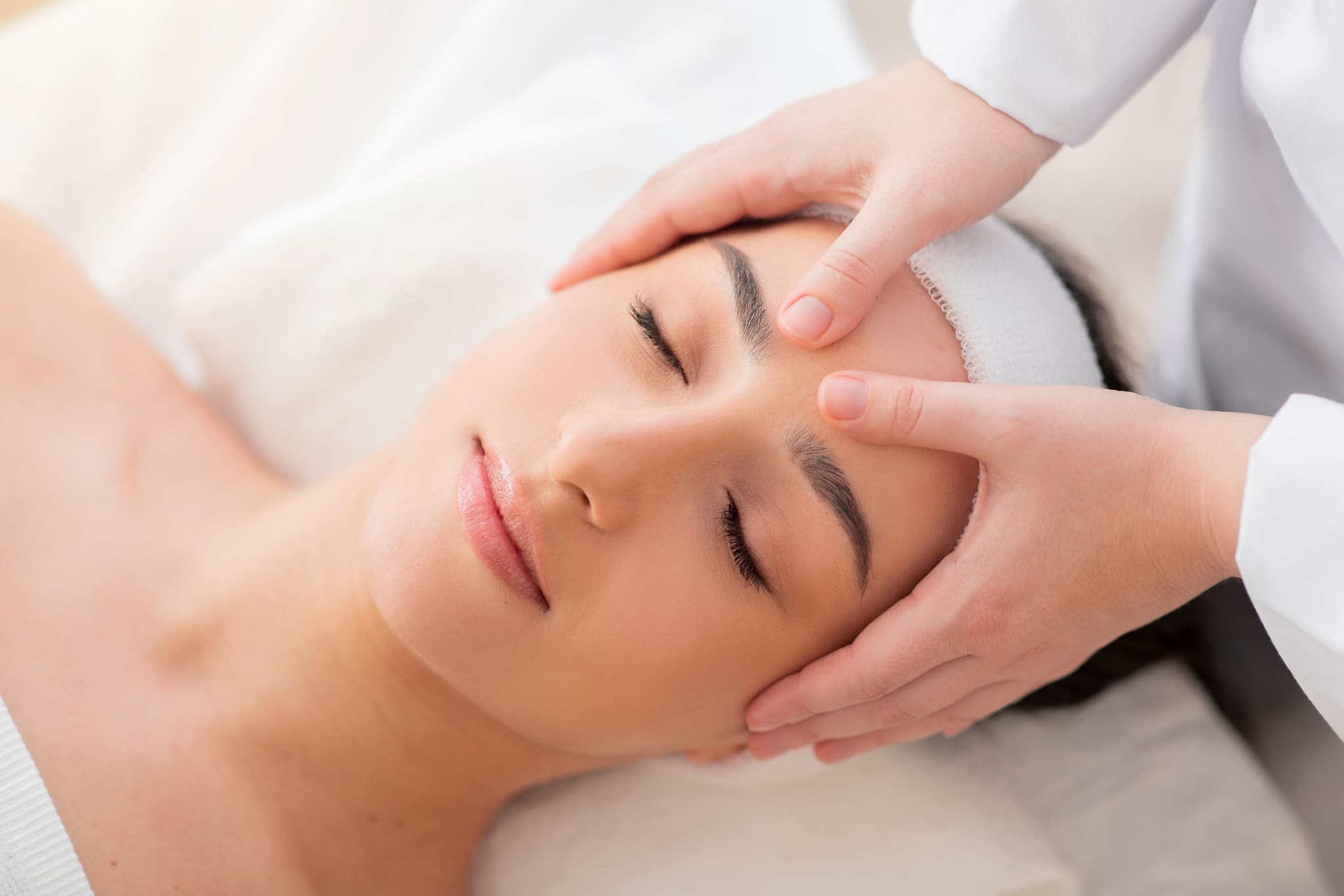 Is a HydraFacial Worth It? An Honest Answer From a Clinic That Stopped Offering One